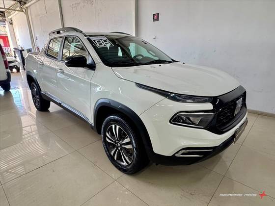 FIAT TORO 1.3 TURBO 270 FLEX FREEDOM AT6 FIAT TORO 1.3 TURBO 270 FLEX FREEDOM AT6